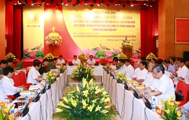 Presiden Tran Dai Quang menghadiri Lokakarya ilmiah tingkat nasional dari Kementerian Keamanan Publik - ảnh 1