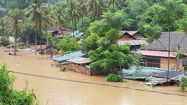 Vietnam: Inondations après le passage du typhon Bebinca - ảnh 3