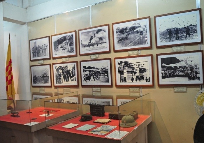Le port de la Maison du Dragon – le musée de Hô Chi Minh - ảnh 4