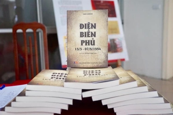 Célébration du 65e anniversaire de la victoire de Dien Bien Phu - ảnh 3