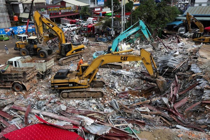Cambodge : le bilan de l’effondrement d’un immeuble s’alourdit encore - ảnh 1