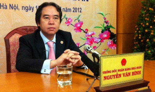 Präsident der vietnamesischen Staatsbank Binh informiert Bürger über Geldpolitik - ảnh 1