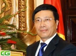 Der vietnamesische Außenminister tagt mit seinem ukrainischen Kollegen - ảnh 1