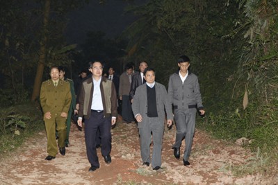 Vize-Premierminister Nhan tagt mit Behörden der Provinz Quang Ninh - ảnh 1