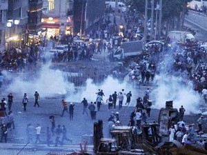 Türkische Regierung droht mit Armee-Einsatz gegen Demonstranten - ảnh 1