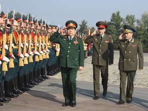 Vietnam will Verteidigungszusammenarbeit mit Russland verstärken - ảnh 1