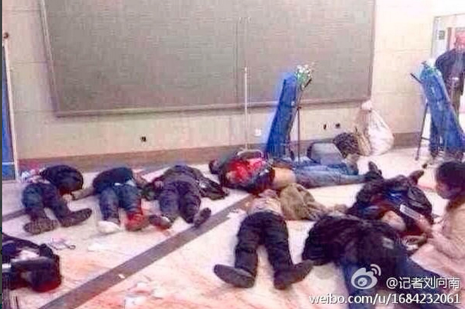 China: Bluttiger Angriff auf einen Bahnhof in Kunming  - ảnh 1