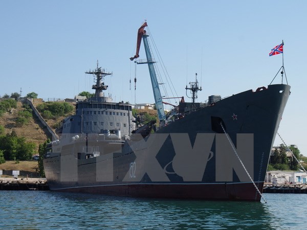 Russland stellt seinen Marinestützpunkt Krim wiederher - ảnh 1