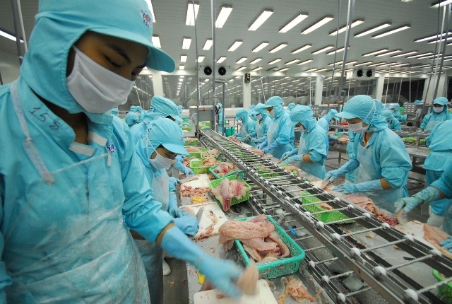 Importzollsenkung für Waren setzt vietnamesische Unternehmen unter Druck - ảnh 1