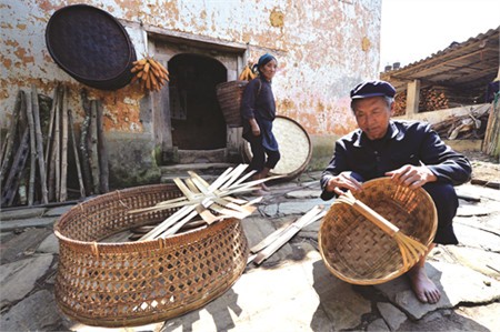 Die traditionellen Berufe der Volksgruppe Ha Nhi - ảnh 1