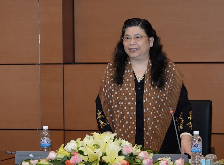 Vize-Parlamentspräsidentin Tong Thi Phong trifft dänische Abgeordnete - ảnh 1