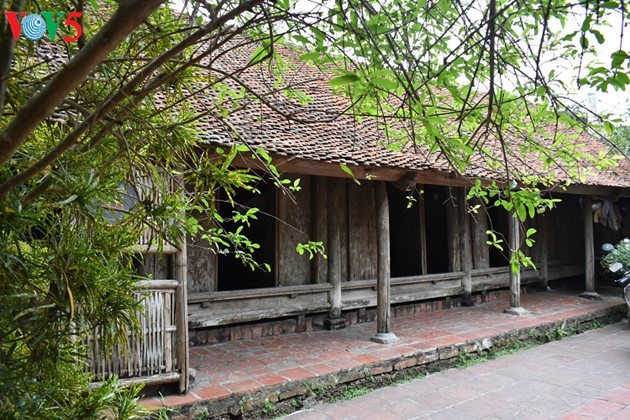 Das Idyll im historischen Dorf Duong Lam - ảnh 22