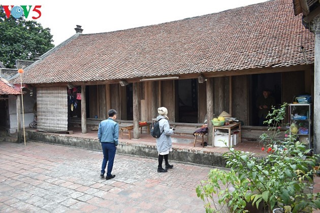 Das Idyll im historischen Dorf Duong Lam - ảnh 6