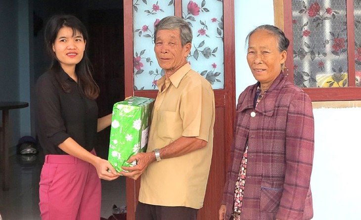 Phu Yen kümmert sich um das Leben der Bürger nach dem Taifun - ảnh 1