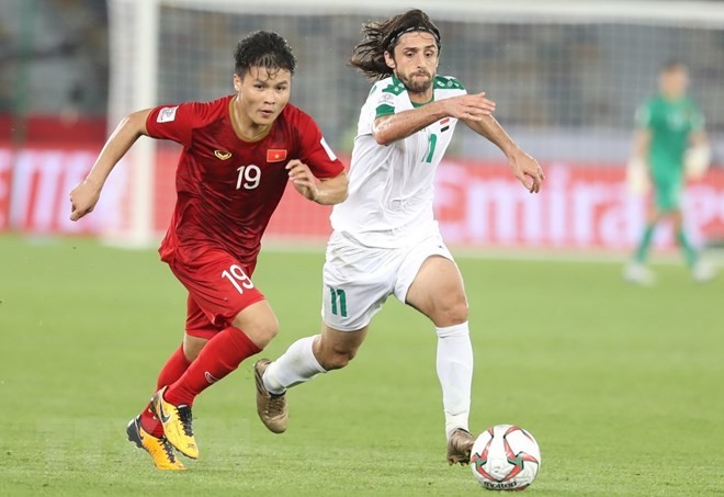 Asien Cup 2019: Quang Hai steht auf der Liste der zehn beeindruckendsten Fußballspieler  - ảnh 1
