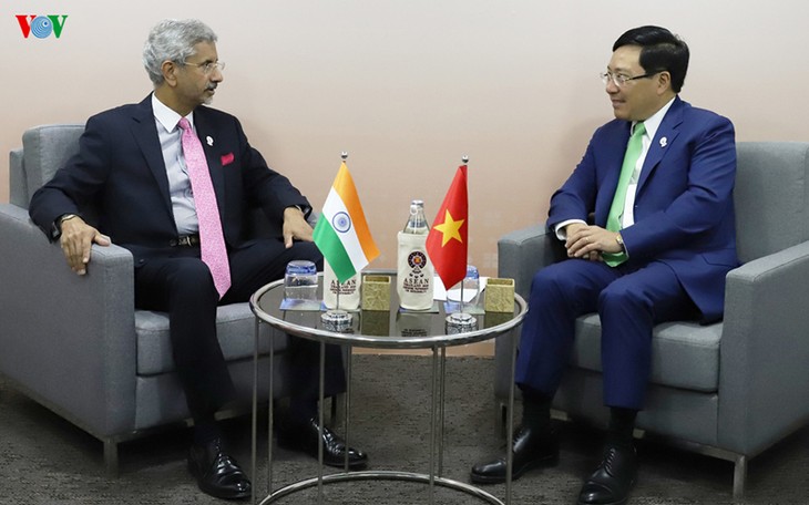 Indien will mit Vietnam bei der Ölerschließung im Ostmeer weiterhin zusammenarbeiten - ảnh 1