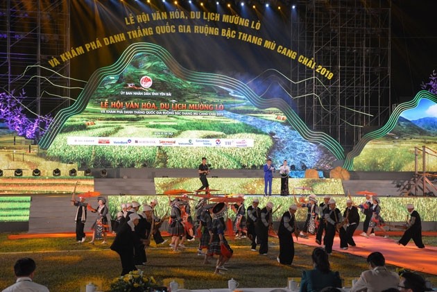 Eröffnung des Kultur-Tourismus-Festes und Entdeckung der Nationalsehenswürdigkeit “Reisterrassen Mu Cang Chai” 2019 - ảnh 1