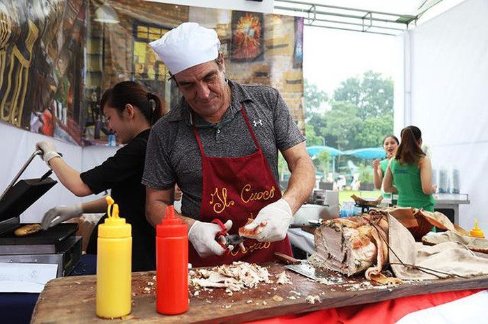 Kultur und Kochkunst Italiens werden auf dem Ly Thai To-Platz in Hanoi vorgestellt - ảnh 1