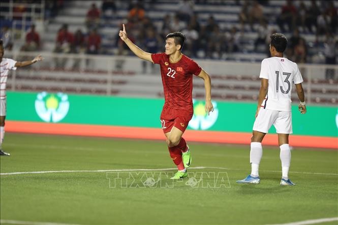 Finalrunde der U23-Fußballasienmeisterschaft: AFC lobt Stürmer Tien Linh hoch - ảnh 1