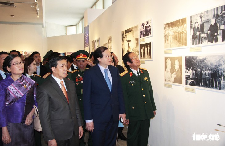 Ausstellung über die besondere Freundschaft zwischen Vietnam und Laos - ảnh 1