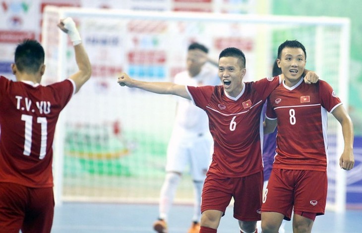 Freundschaftsspiel zwischen der vietnamesischen Futsal-Nationalmannschaft und der Auswahl des Irak wird in den VAE statt - ảnh 1