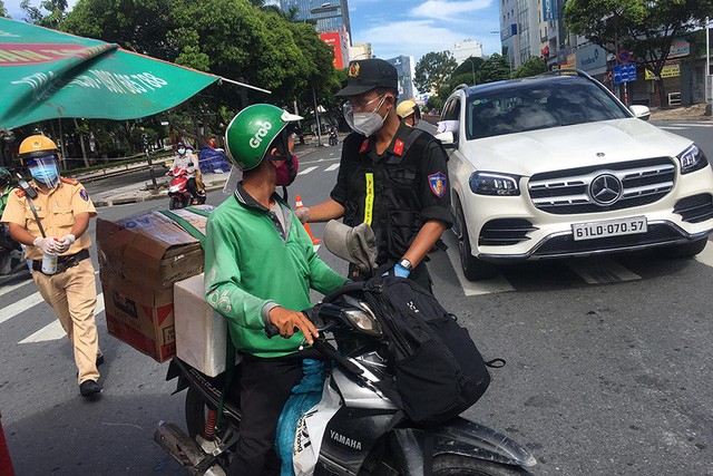VECOM bittet Regierung um günstige Bedingungen für Transportfahrer in Pandemie-Zeiten - ảnh 1