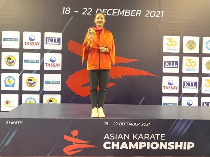 Karate-Kämpferin Hoang Thi My Tam gewinnt Goldmedaille bei Karate-Asienmeisterschaft 2021 - ảnh 1