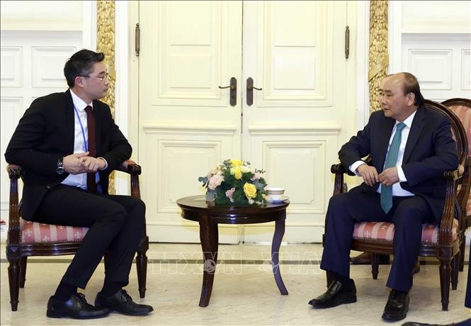 Staatspräsident Nguyen Xuan Phuc trifft Honorarkonsul für Vietnam in der Schweiz Philipp Rösler - ảnh 1