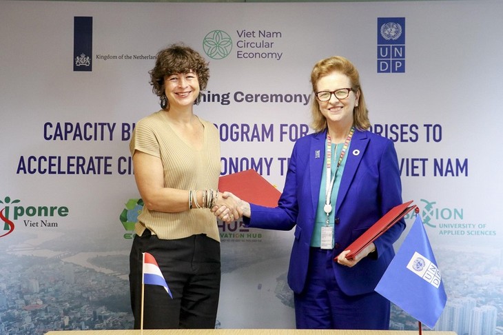 Niederlande und UNDP fördern Umwandlung zur Kreislaufwirtschaft in Vietnam - ảnh 1