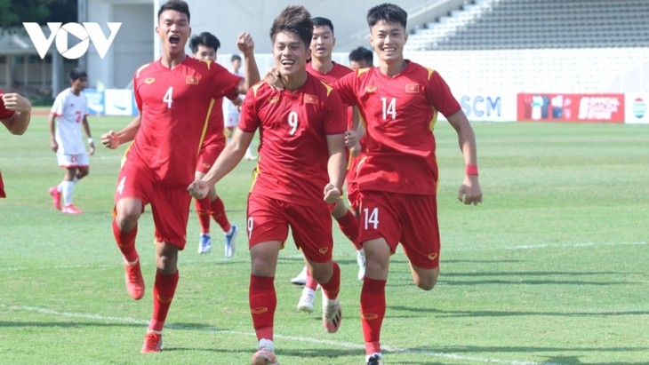 U20-Nationalmannschaft Vietnams bereitet sich auf Qualifikationsrunde der U20-Fußball-Asienmeisterschaft 2023 vor - ảnh 1