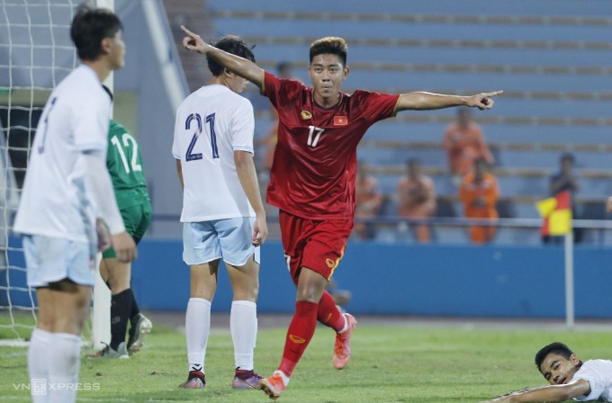 Qualifikationsrunde der U17-Fußballasienmeisterschaft 2023: Vietnam besiegt Taipeh (China) mit 4:0 - ảnh 1