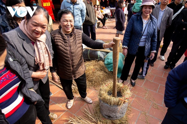 Reiskochwettbewerb im Dorf Thi Cam - ảnh 6