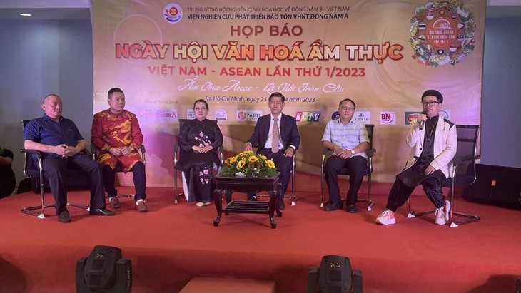 Südostasien-Vietnam-Festtag für Kultur und Kochkunst 2023 - ảnh 1