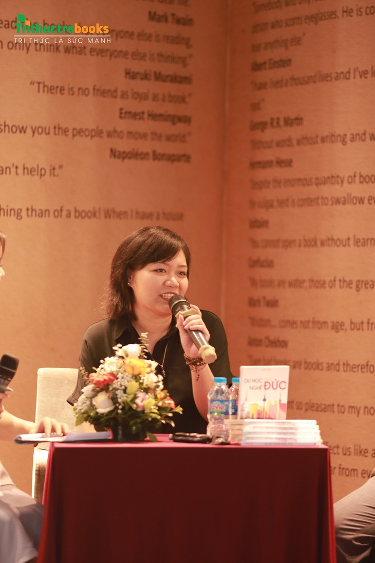 Das Buch über Berufsausbildung in Deutschland von Letta Che: Hilfreiches Buch für vietnamesische Auszubildende - ảnh 1