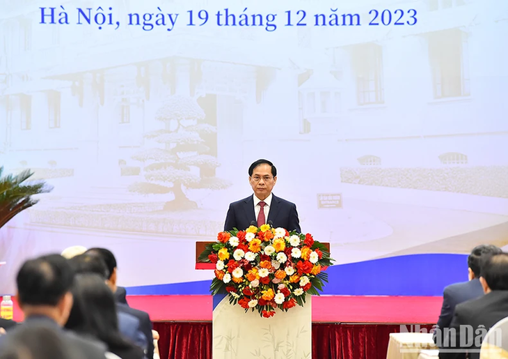 Neue Anforderungen für vietnamesische Diplomatie  - ảnh 2
