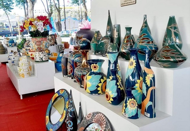 Bien Hoa-Dong Nai-Keramikfestival findet im April 2025 statt - ảnh 1