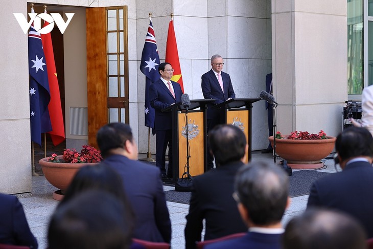Besuch vom Premierminister in Australien und Neuseeland bietet viele Chancen für Zusammenarbeit - ảnh 1