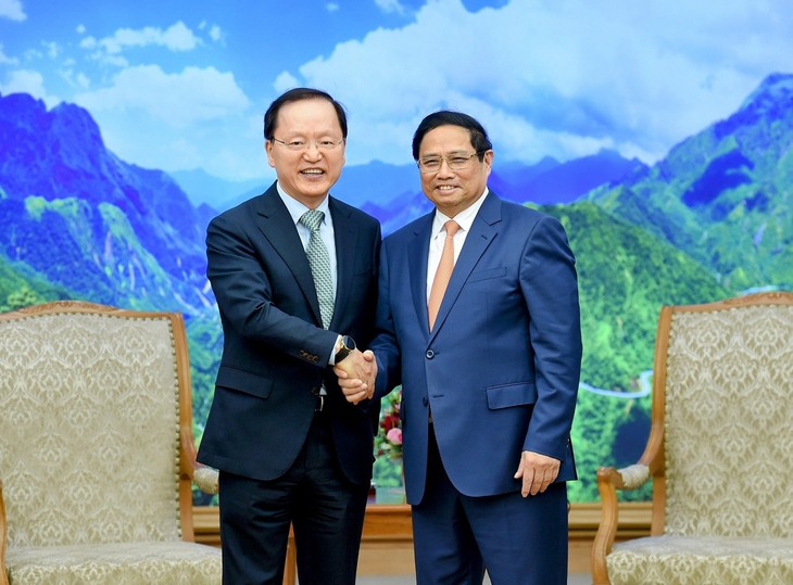 Premierminister Pham Minh Chinh empfängt Finanzchef der Samsung Group Park Hark Kyu - ảnh 1