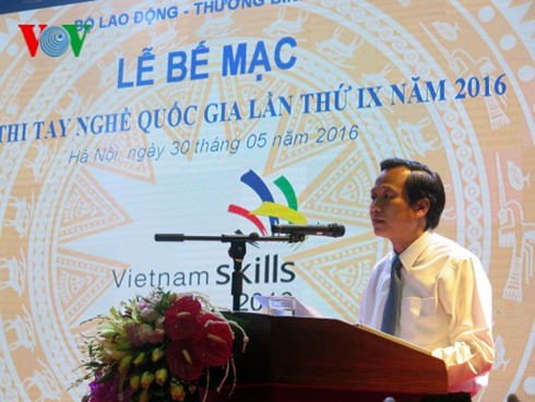 在融入国际进程中提高越南劳动者的职业水平和技能 - ảnh 1
