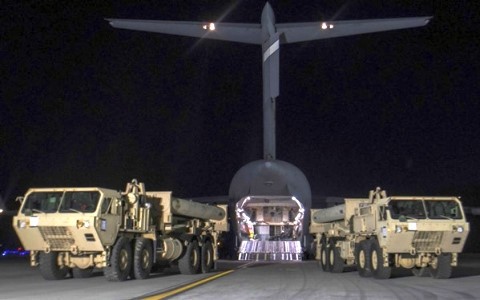 美国开始在韩国部署“萨德”反导系统 - ảnh 1