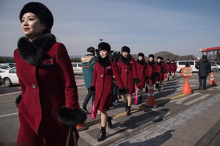 朝鲜拉拉队抵达韩国 - ảnh 1