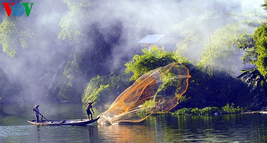 Fischfang im Fluss Nhu Y - ảnh 9