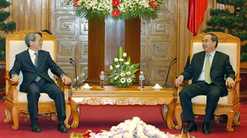 Vizepremierminister Nguyen Thien Nhan trifft Leiter des Rechnungshofs Südkoreas - ảnh 1