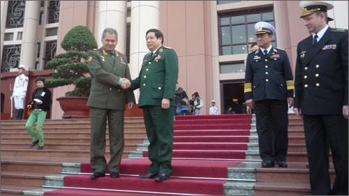 Verteidigungsbeziehungen zwischen Vietnam und Russland vertieft - ảnh 1