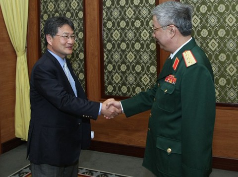 Verstärkung der Verteidigungskooperation zwischen Vietnam und USA - ảnh 1