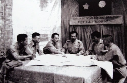 Das Leben des Generals Vo Nguyen Giap durch Fotos - ảnh 14