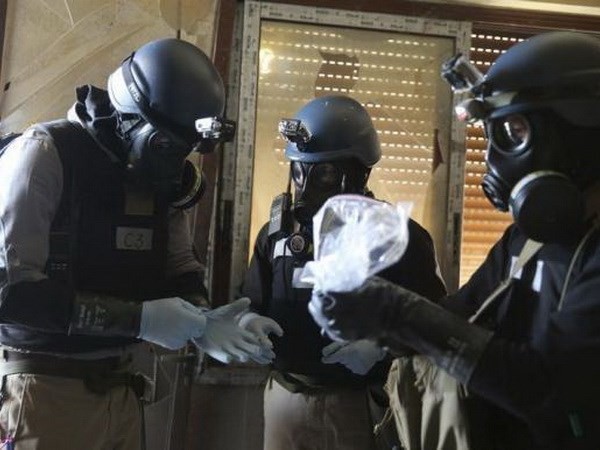 Russland leitet Verhandlungen über Vernichtung syrischer Chemiewaffen - ảnh 1