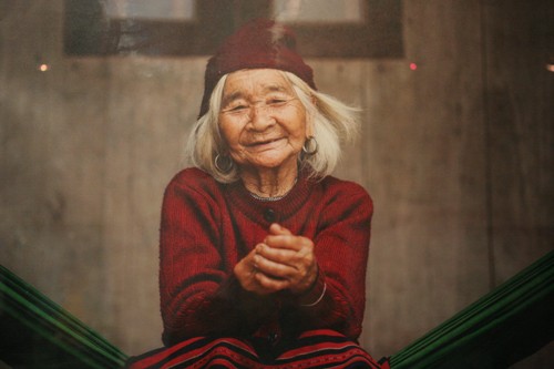 Das Lächeln der Vietnamesen in Bildern des Fotografen Réhahn Croquevielle - ảnh 7