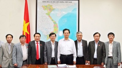 Premierminister Nguyen Tan Dung trifft Provinzleitung von Quang Tri - ảnh 1