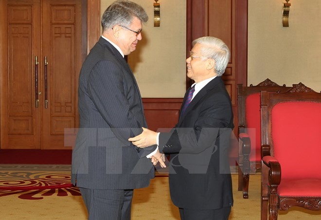 KPV-Generalsekretär Nguyen Phu Trong trifft russischen Botschafter in Vietnam - ảnh 1